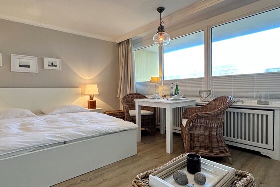 Metropol, Whg. 35, Landseite