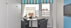 Metropol, Whg. 36, Landseite