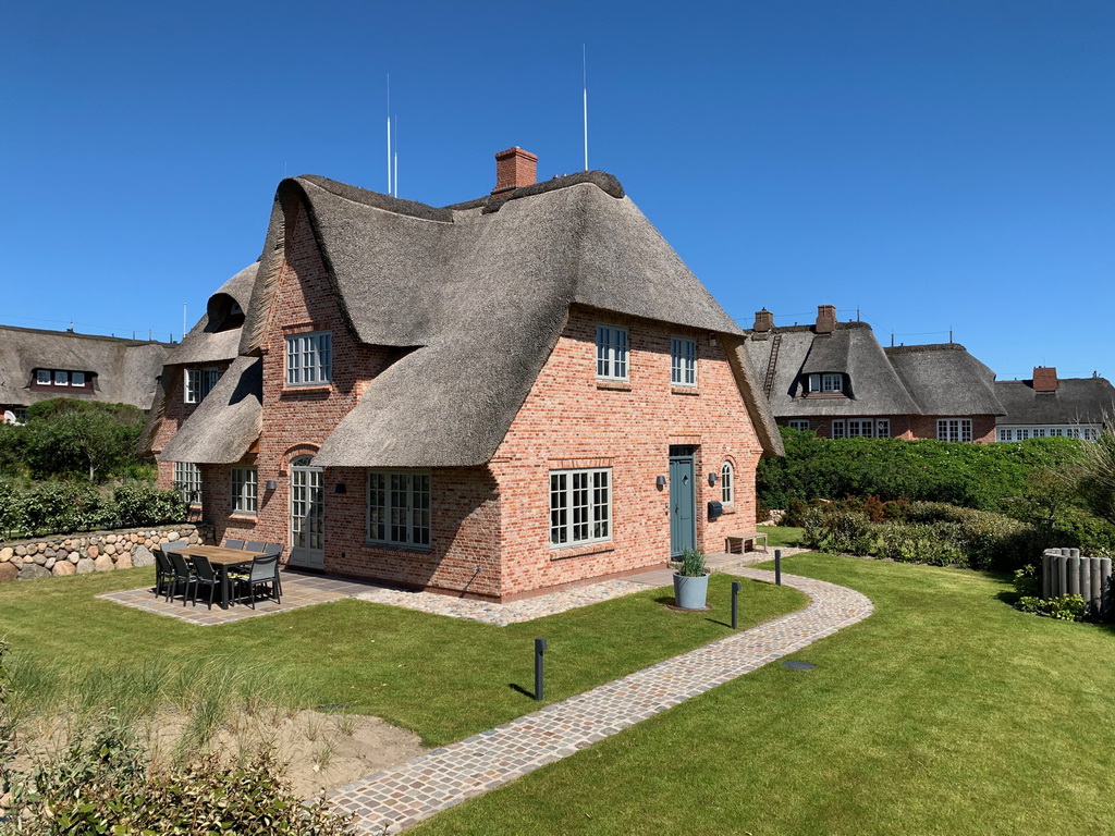 Rantum: Ferienhaus für 8 Personen mit Sauna, Kamin und Terrasse - Riel Sylt